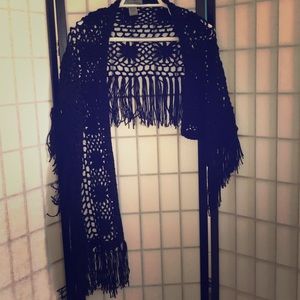 Black shawl
